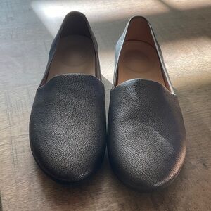 Dansko Textured Black Women's Flats Pewter Larisa 39